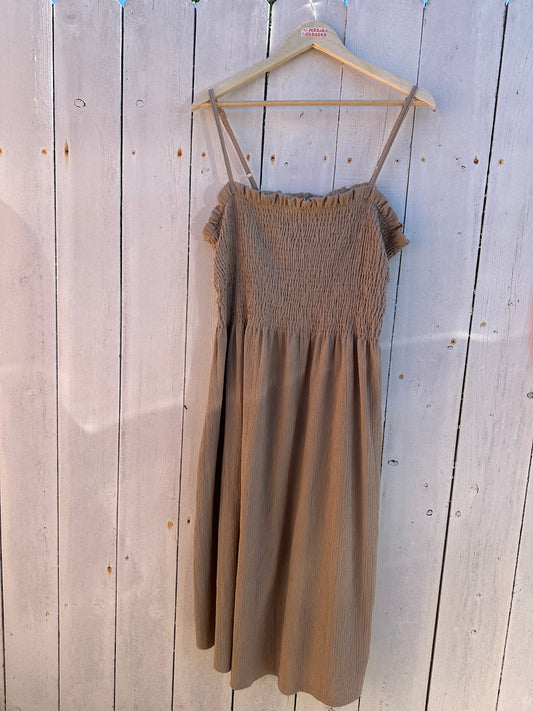 XXL Tan Dress