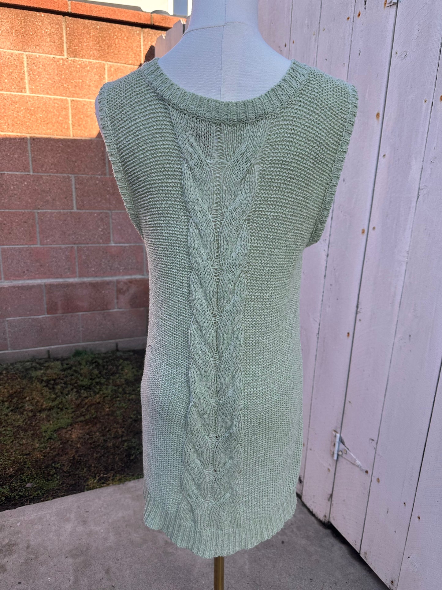 L/XL Green Knit Top