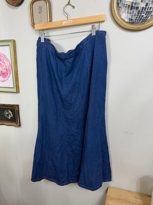 22W Denim Skirt
