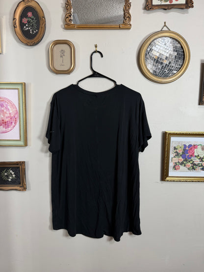 Small Black Basic Flowy Tee
