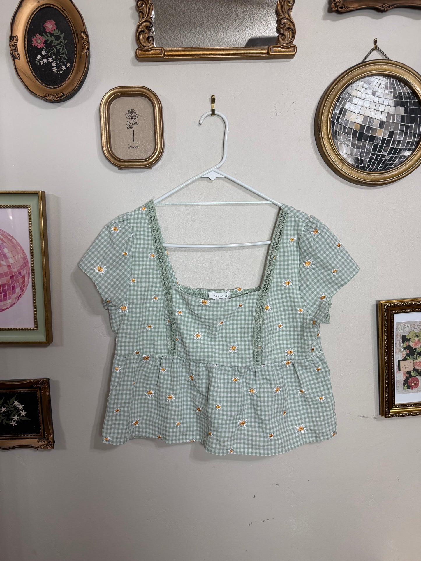 Large Gingham Daisy Top