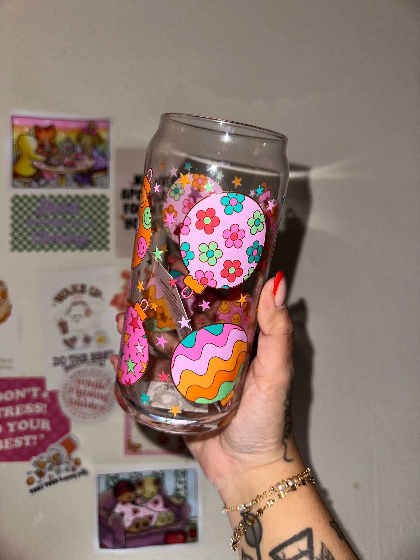 Retro Ornaments 20oz Glass Cup