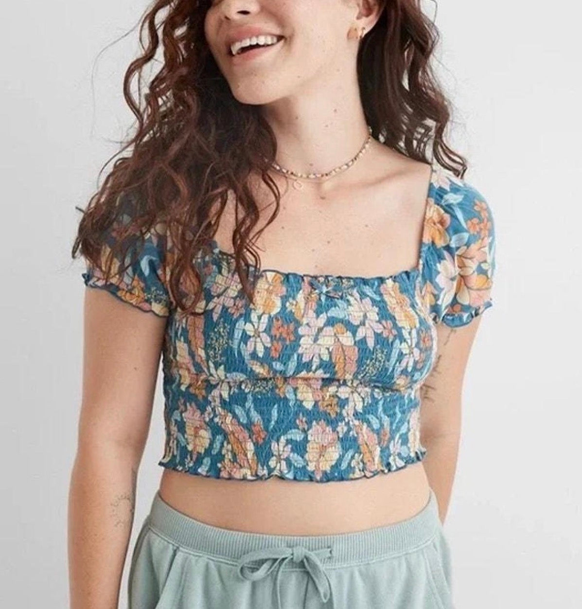 Medium Floral Smocked Puff Sleeve Crop Top