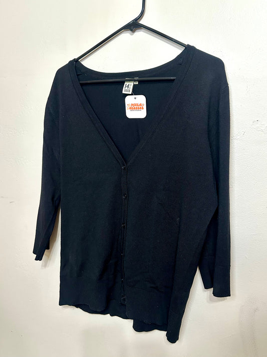 XL Black Quarter Sleeve Cardi Top
