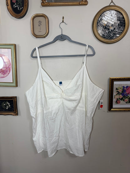 4x NWT Creamy White Tank Top