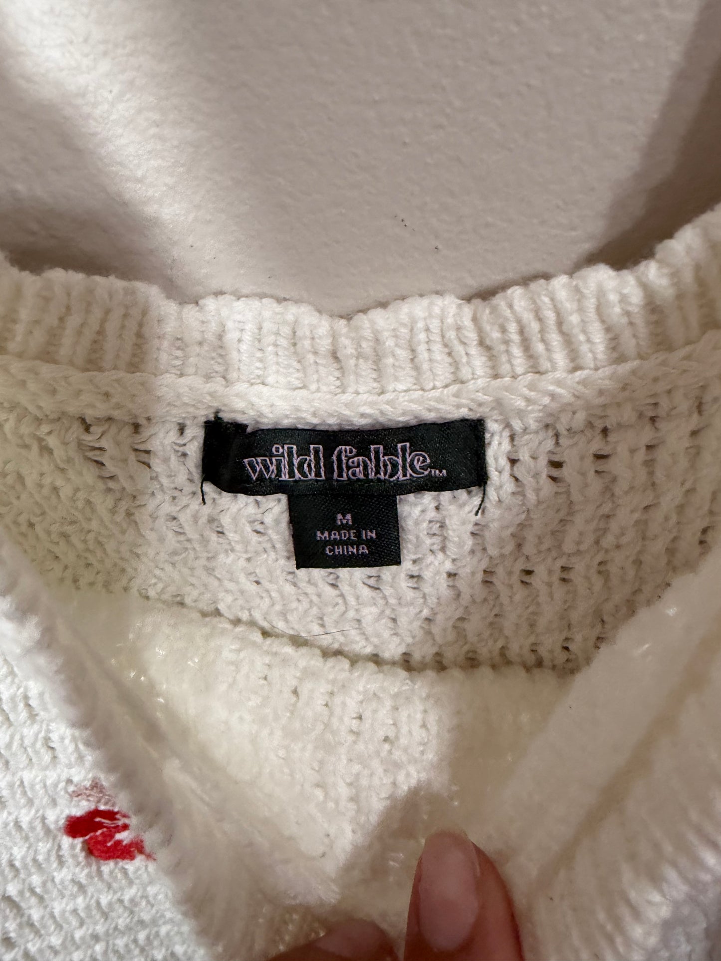Medium White Knit Tank w/ Red Hibiscus Flowers