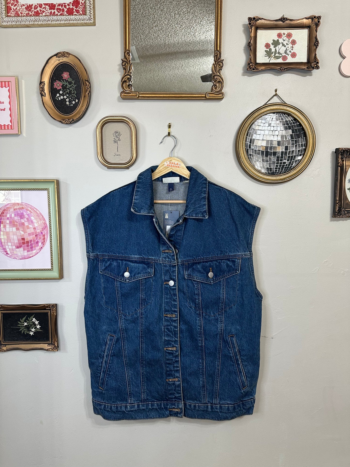 NWT M-XL Denim Vest