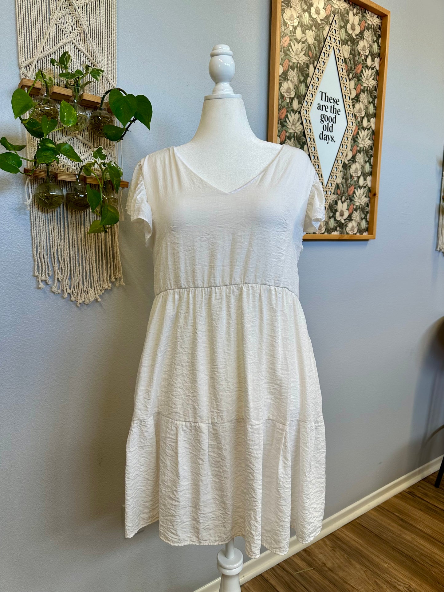 XL White Dress