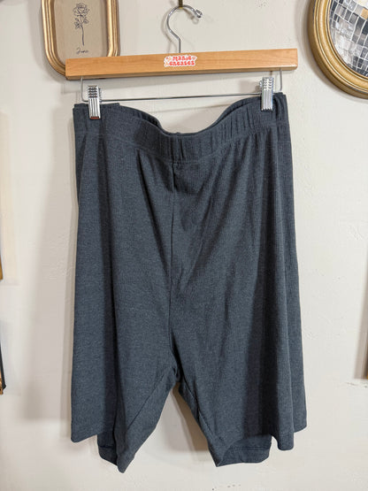 4x Gray Ribbed Biker Shorts