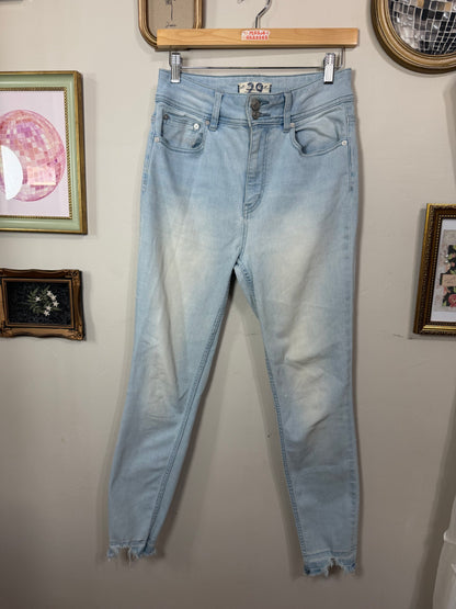 Size 29 Light Washed Slim Straight Jeans w/ Raw Hem Ankle