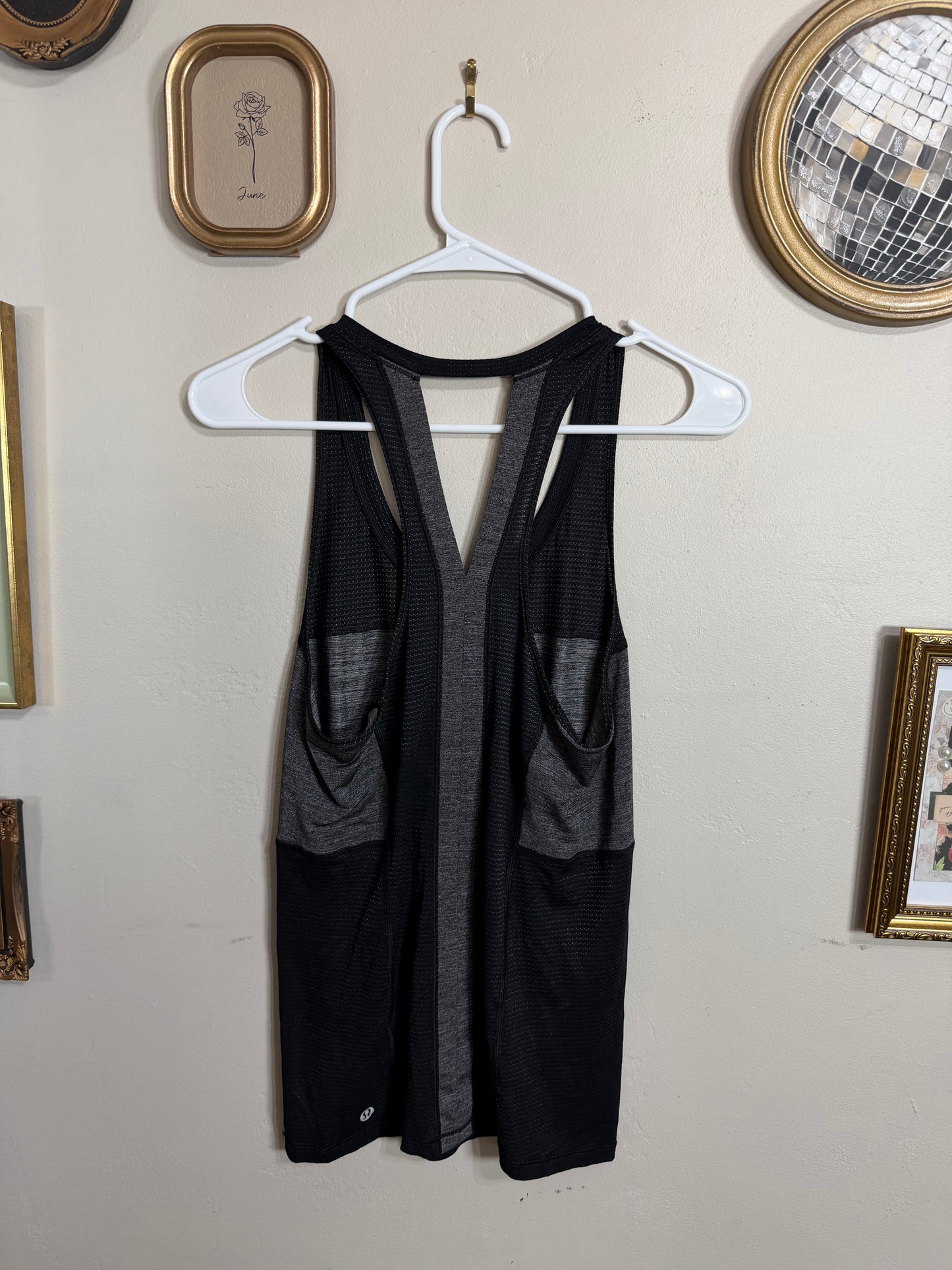 Best S/M Active Tank Top