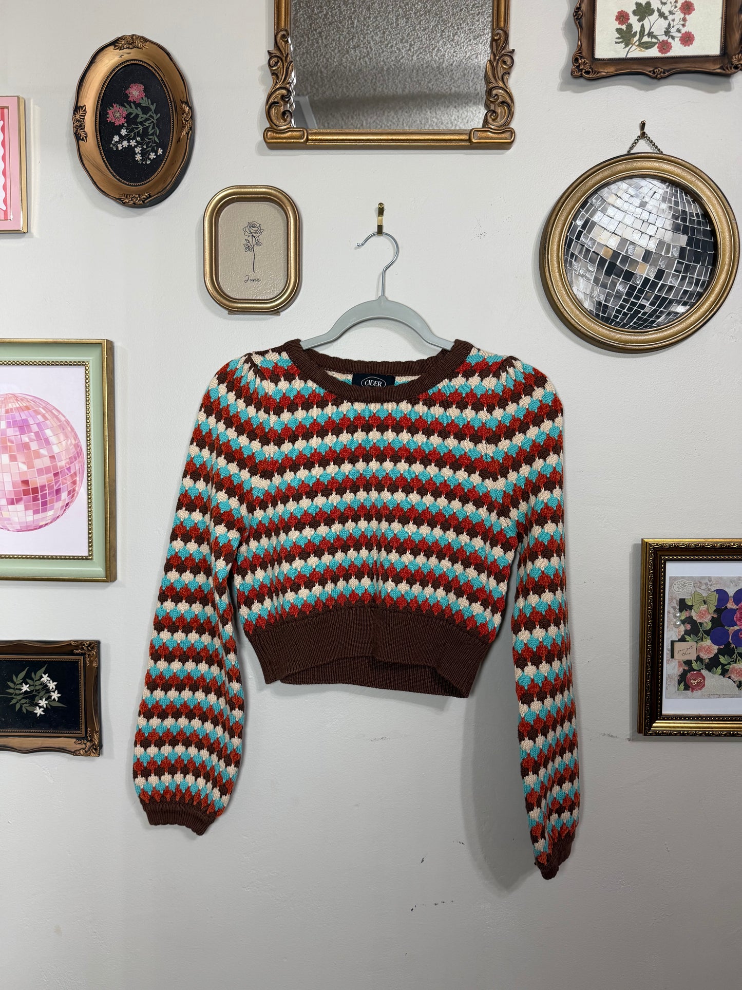 Small Retro Cropped Funky Sweater