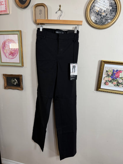 18R NWT Straight Leg Pants