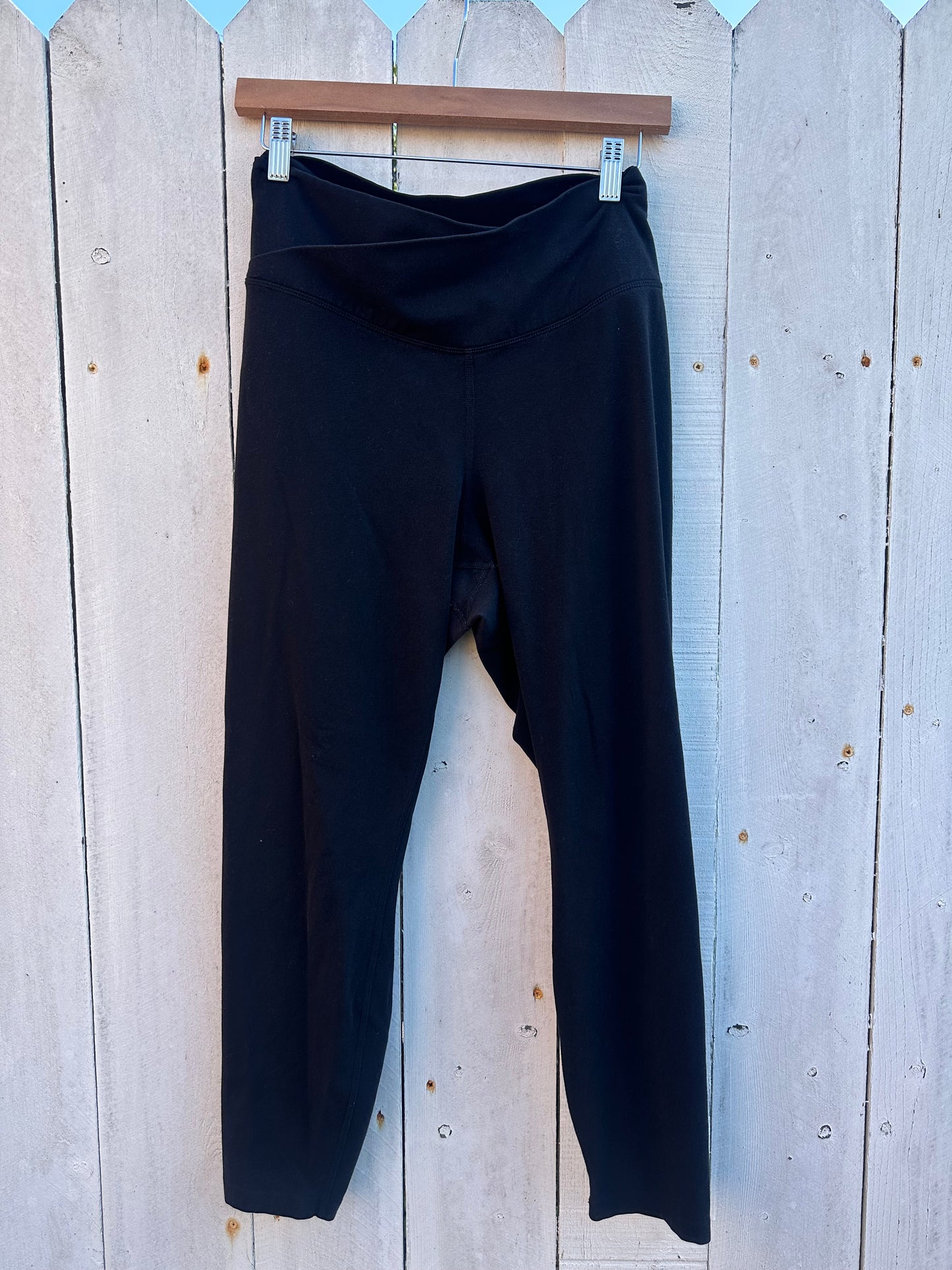 XL Cross High Waisted Flare Leggings