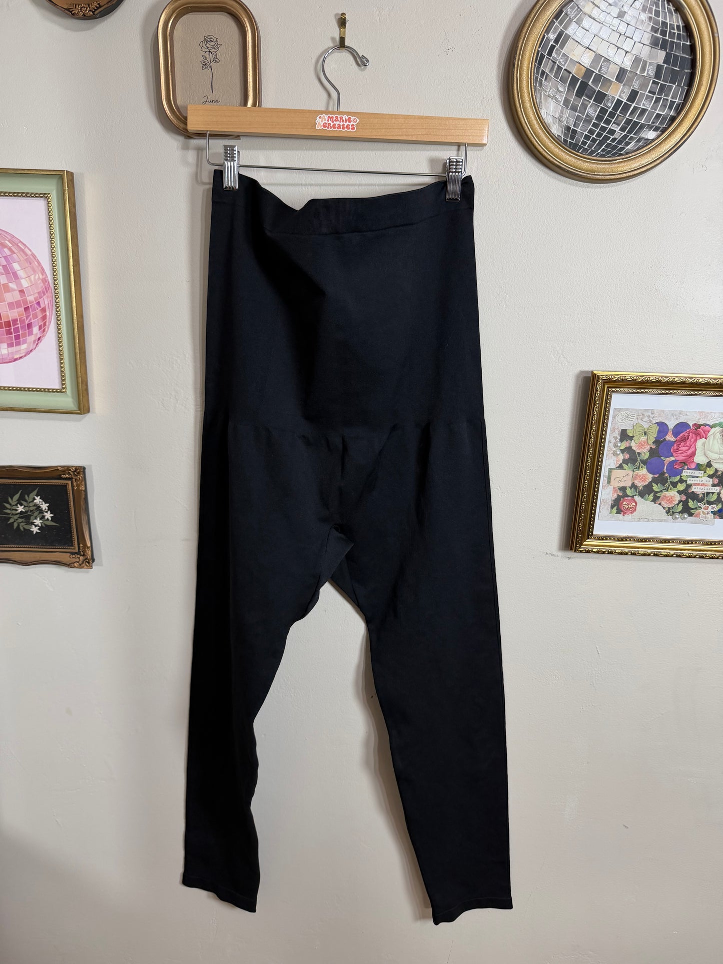 4x High waisted Black Leggings
