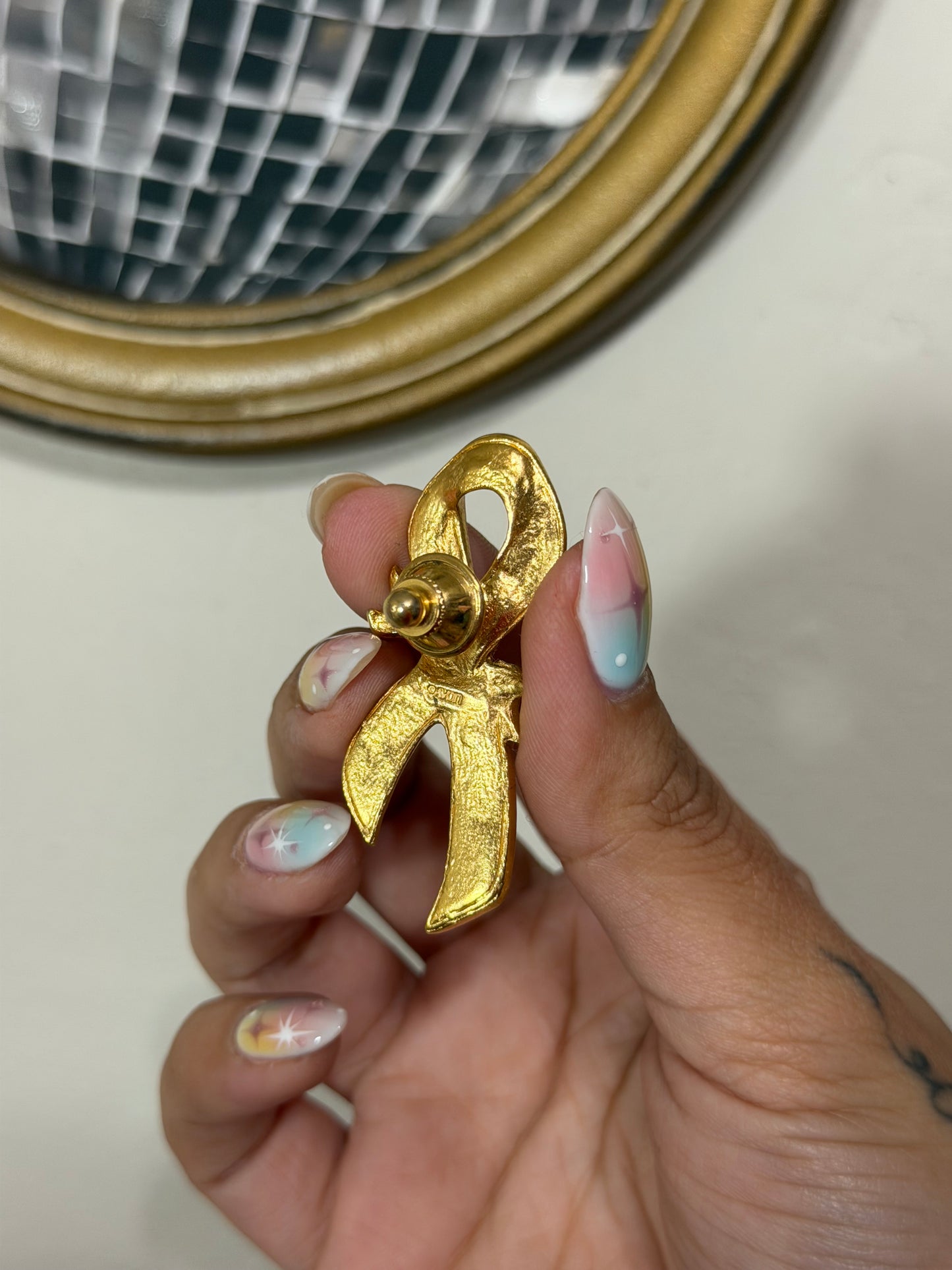 Avon Vintage Breast Cancer Pin
