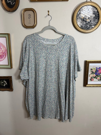 4x NWT Blue Floral Spring Tee