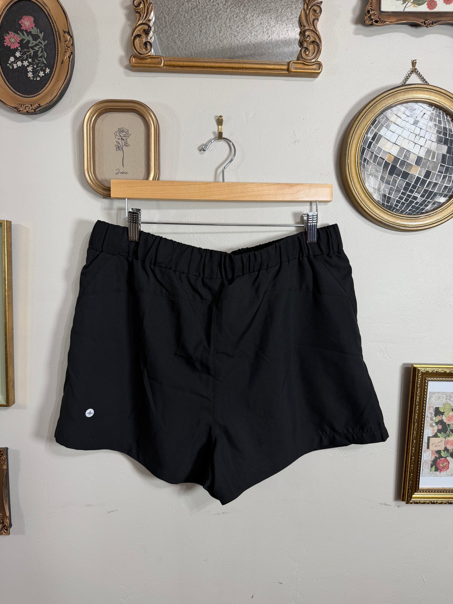 XL NWT Black Athletic Lifestyle Shorts
