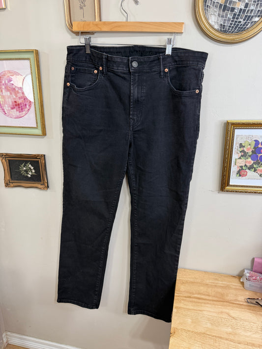 36x32 Men Airflex + Athletic Straight Jean