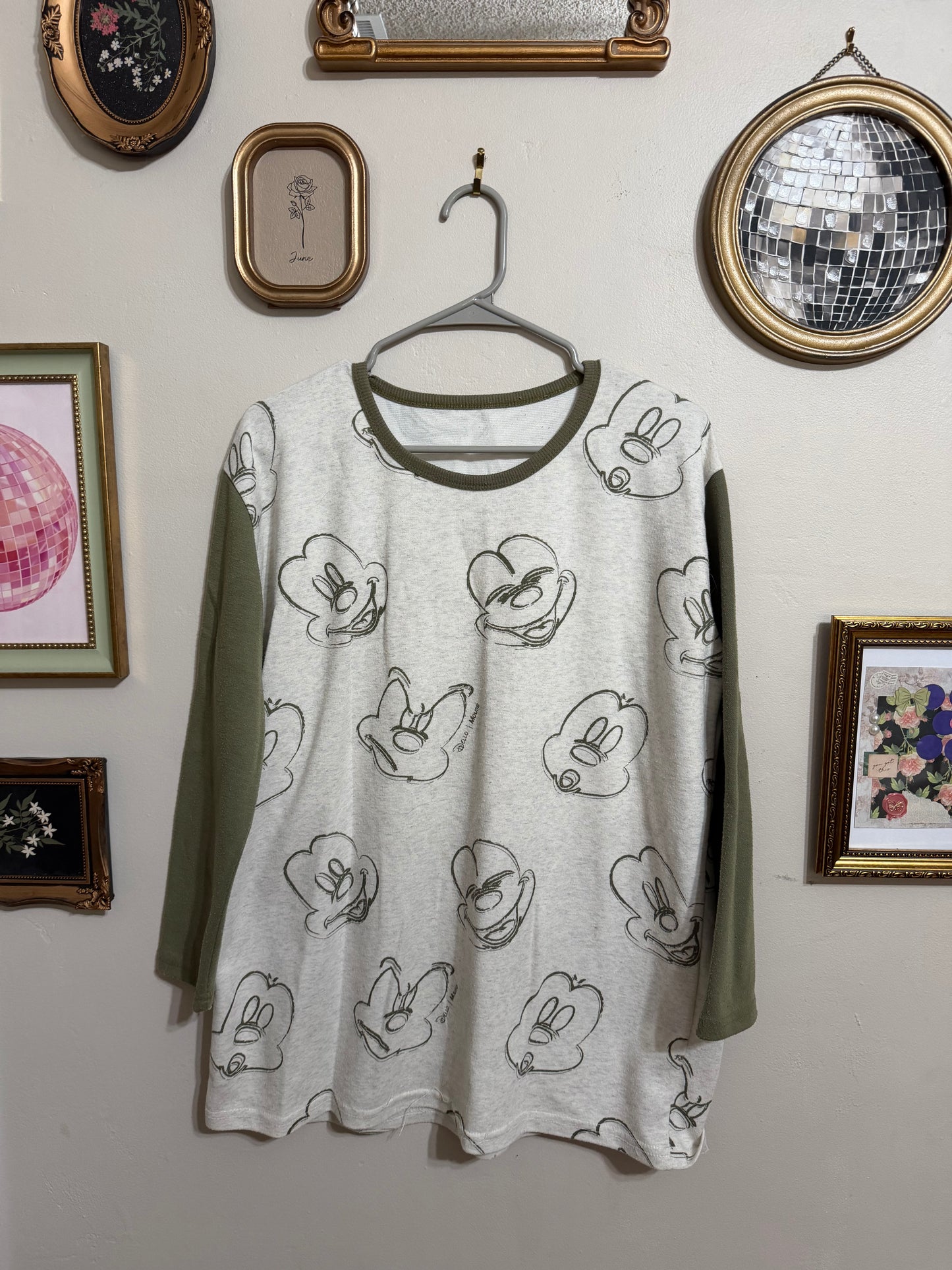 Ptp 21-25 Mickey Mouse Green Quarter Length Sleeve Top