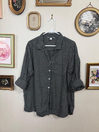 XXL Gingham Button Up