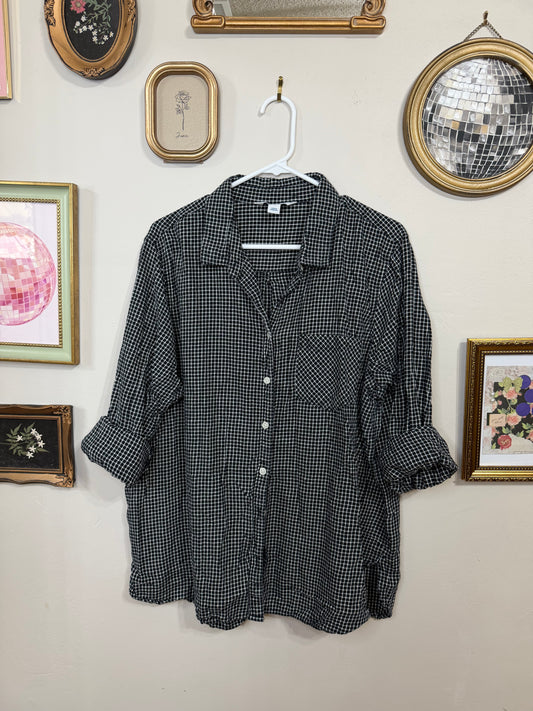 XXL Gingham Button Up