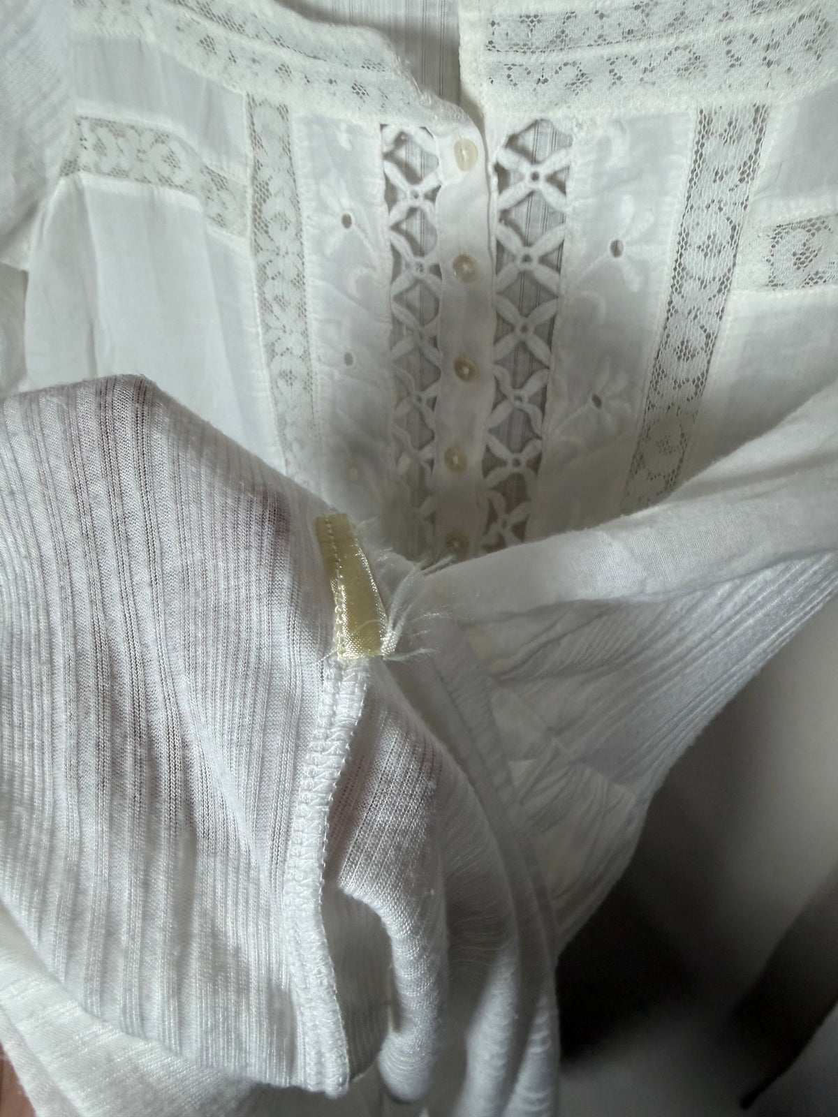 Small White Tunic Flowy Long Sleeve