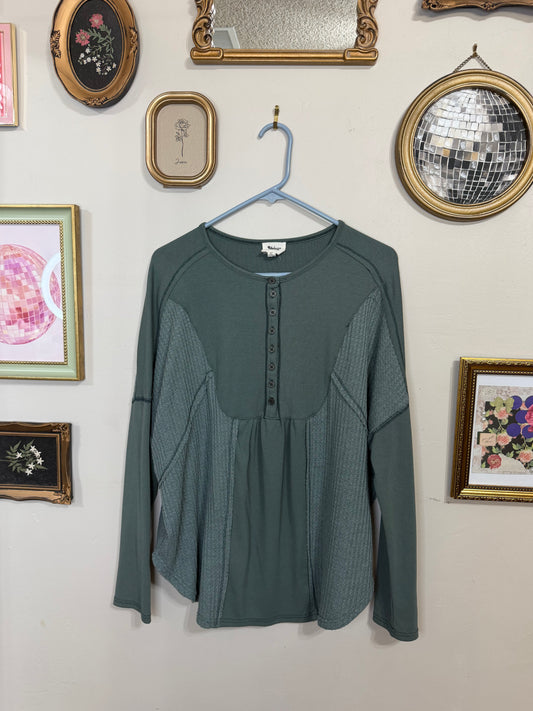 Small Thermal Henley Top Long Sleeve