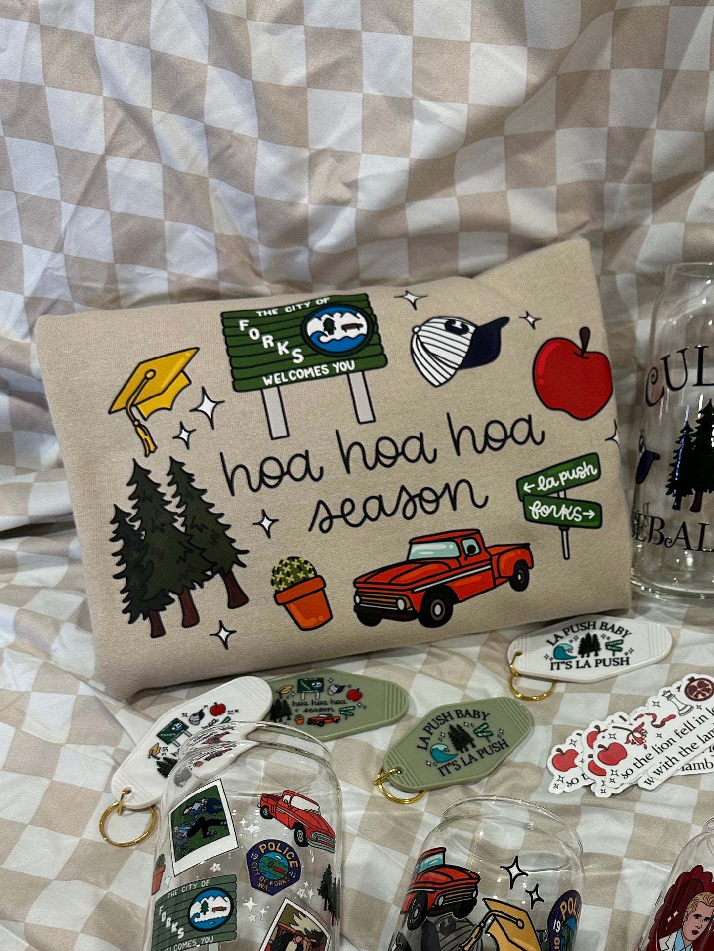 Hoa Hoa Hoa Szn Crewneck