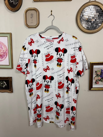 2xl NWOT Minnie Sewing Graphic Tee