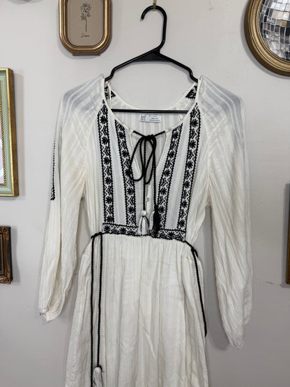 XS/S Embroidered Maxi Dress