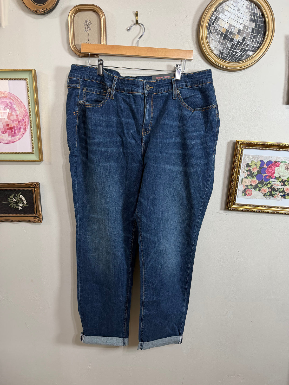 Size 18 NWT Straight Boyfriend Jeans