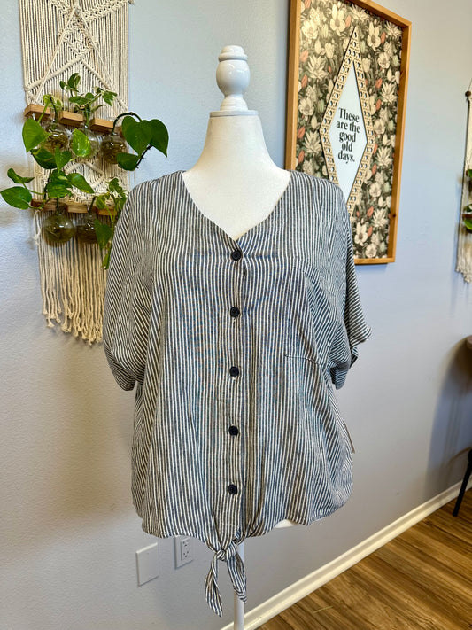 NWT XL Blue Stripe Top