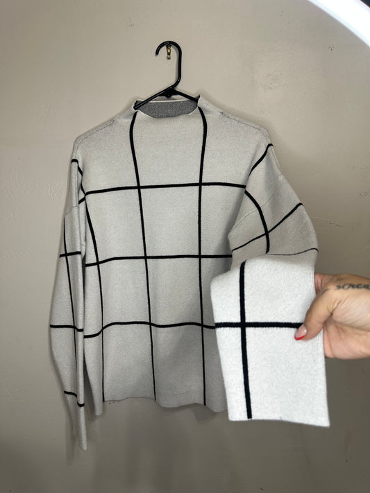Large Grey Black Mock Sweater