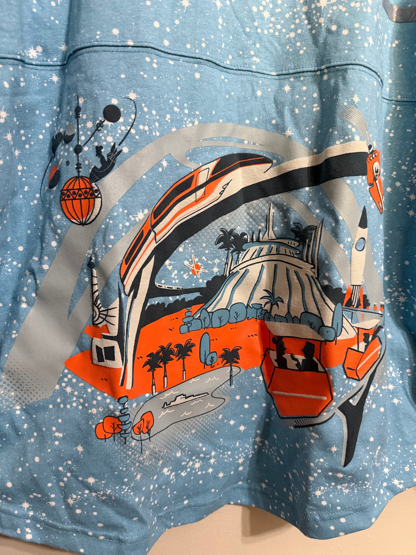 L-XXL NWT Tomorrowland Spirit Jersey