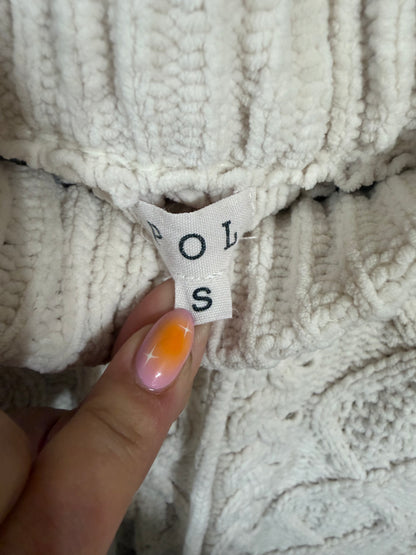 Small Crochet Pants