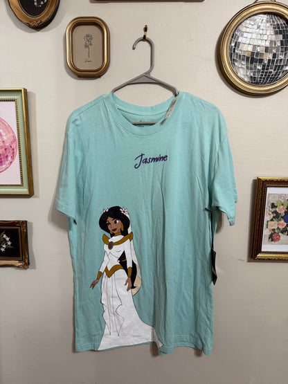 Medium NWT Princess Jasmin Tee