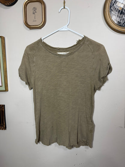 Large Green Lettuce Hem Tee *call outs