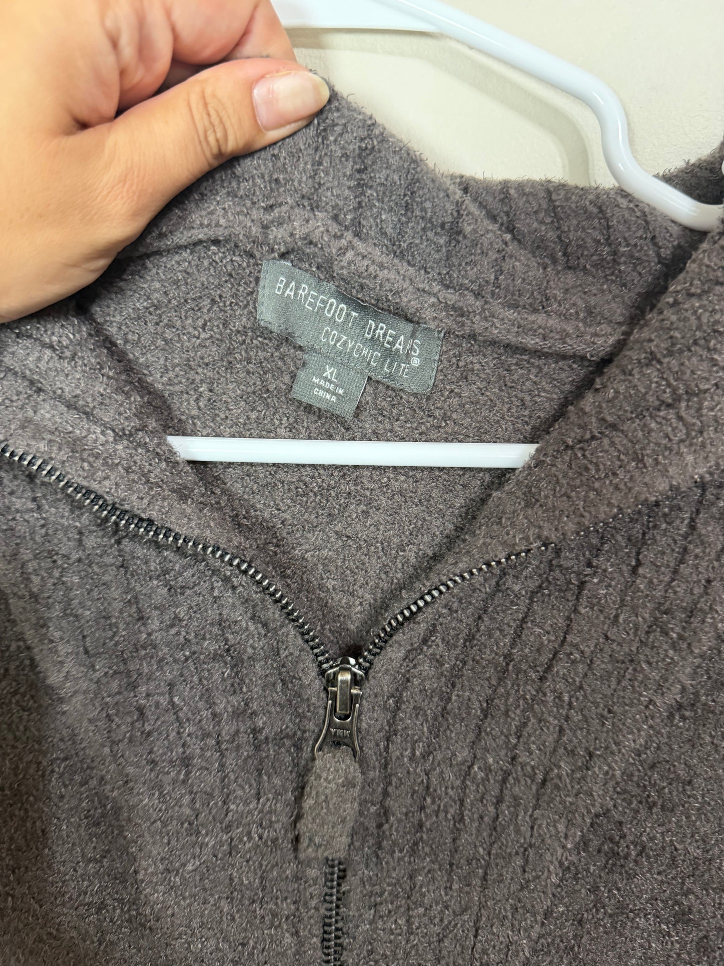 XL Grey Charcoal Quarter Zip Sweater w/ Kangaroo Pocket