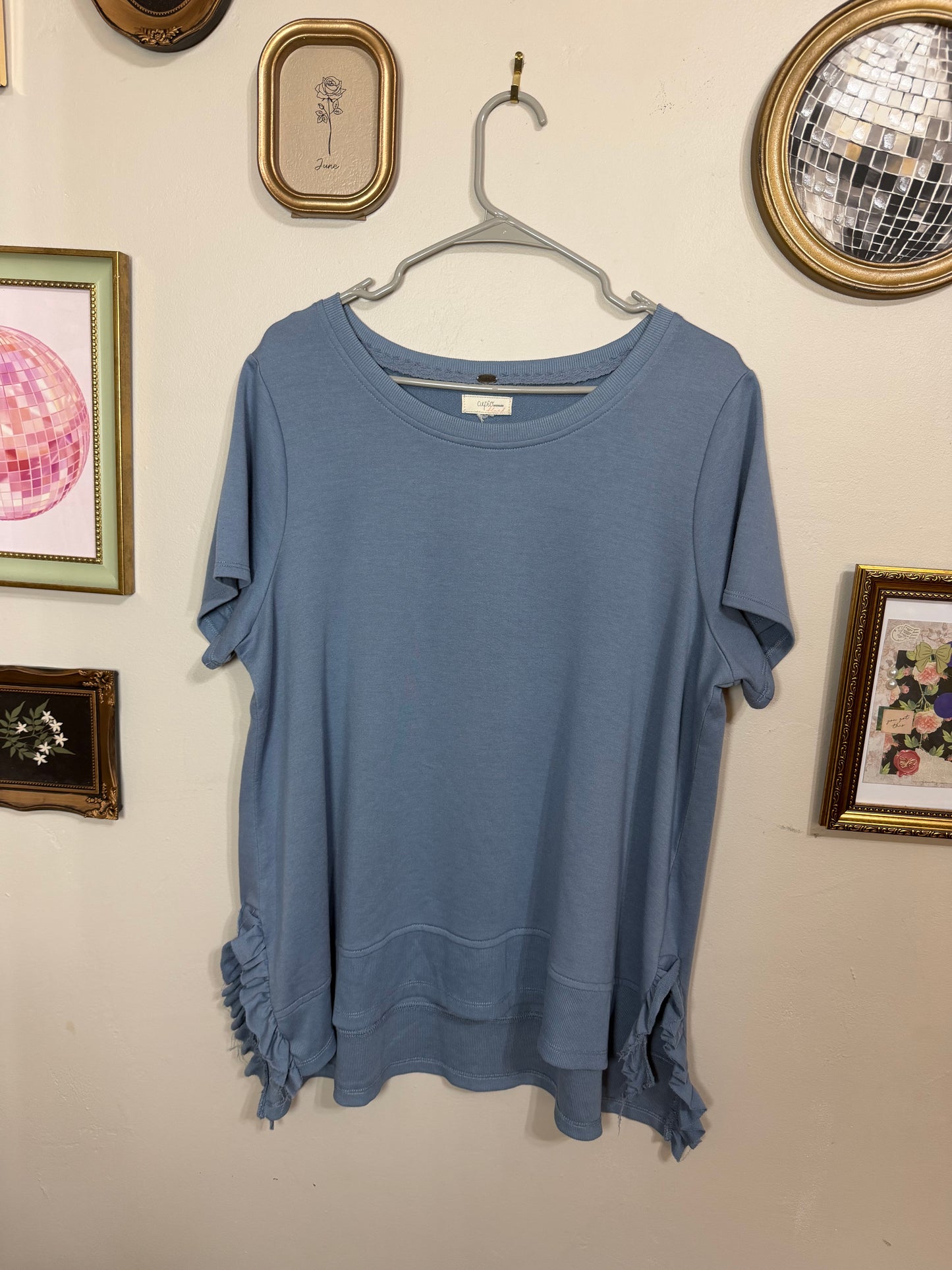 L/XL Indigo Blue Tee w/ Ruffles
