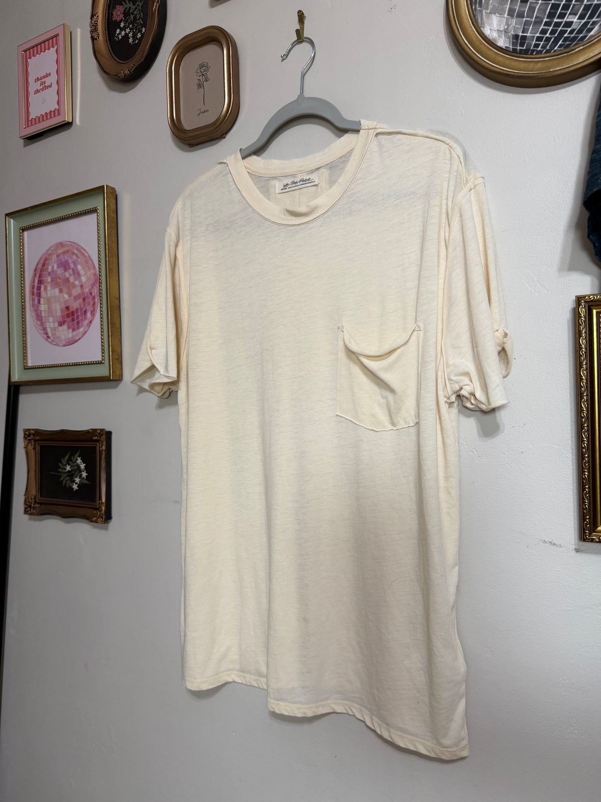 Medium Cream Pocket oversized Tee