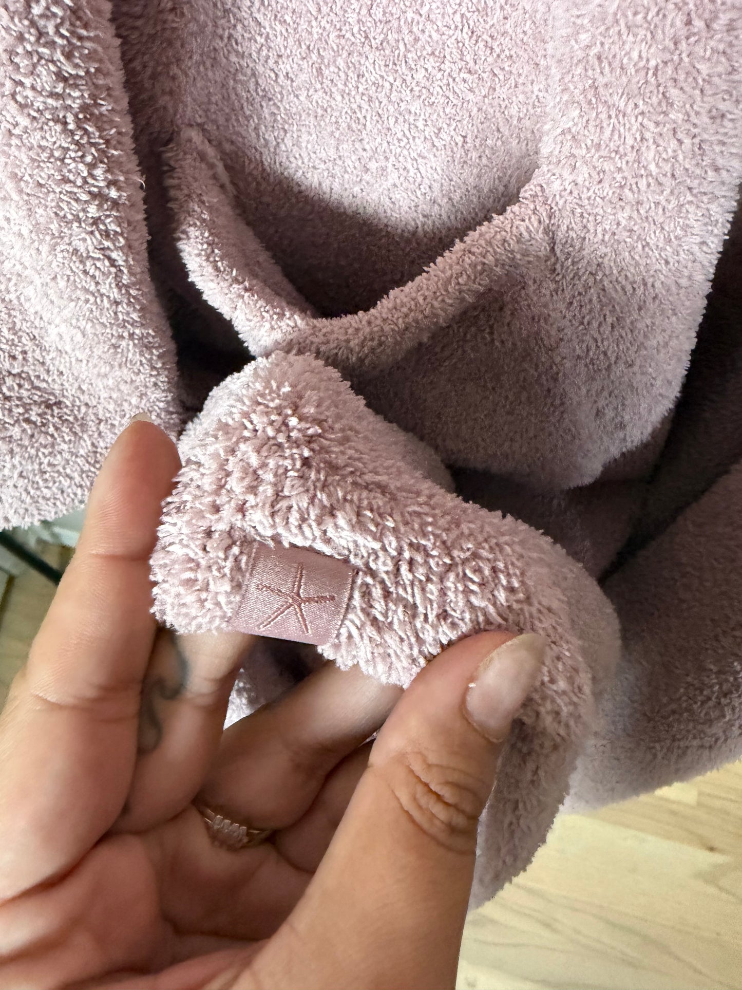 Small Rose Robe w/ Front Big Pockets *missing tie