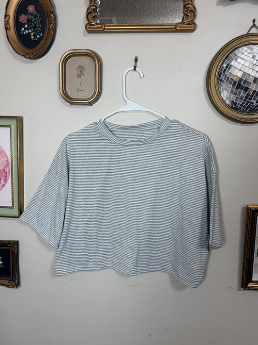 Best L/XL Striped Cropped Tee