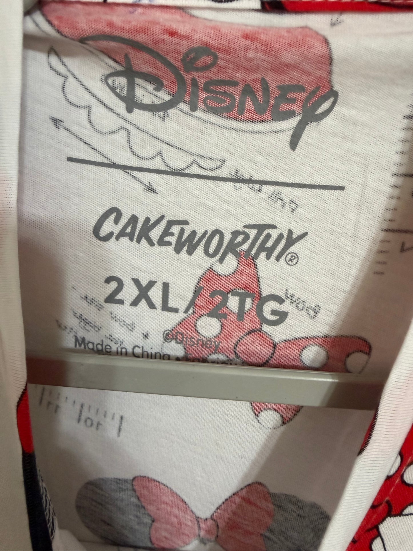 2xl NWOT Minnie Sewing Graphic Tee