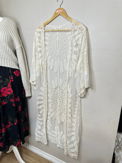 Large Lace Kimono (Longer Sleeve)