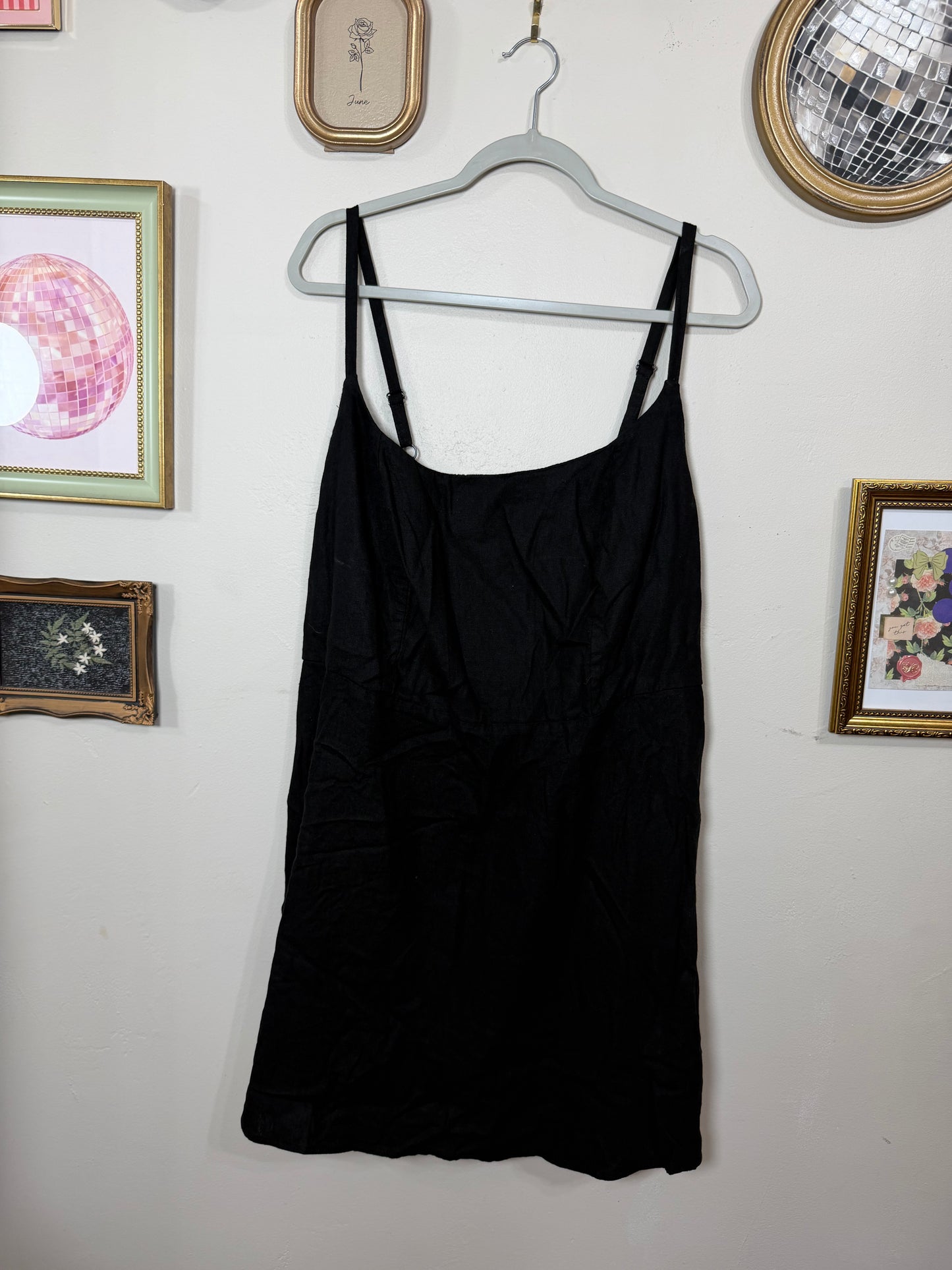 2x Black Dress