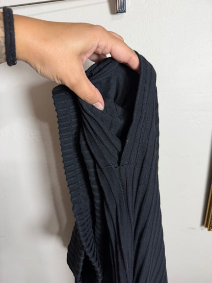 Small Black Ribbed Wide Leg Pants