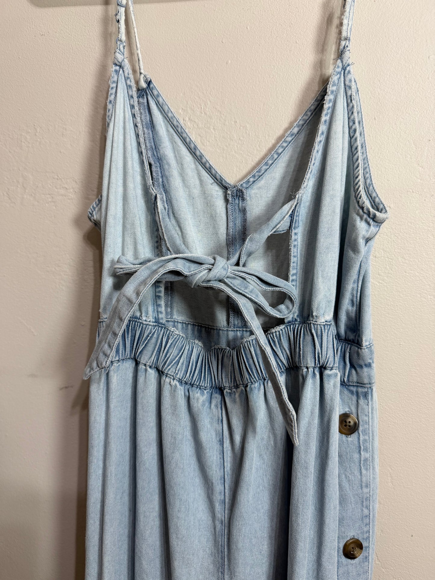 Small Light Wash Denim Flare Jumpsuit *small call out