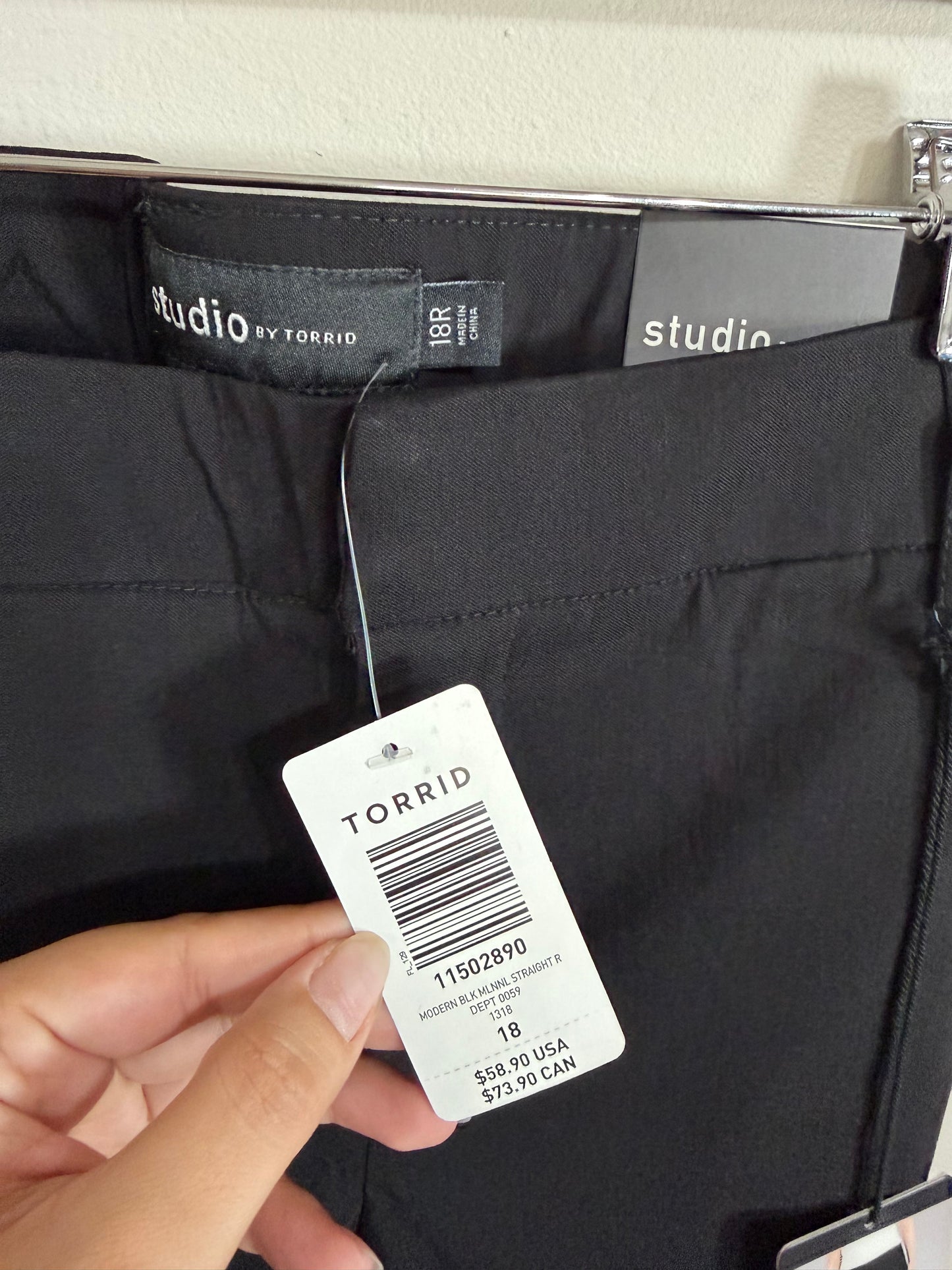 18R NWT Straight Leg Pants