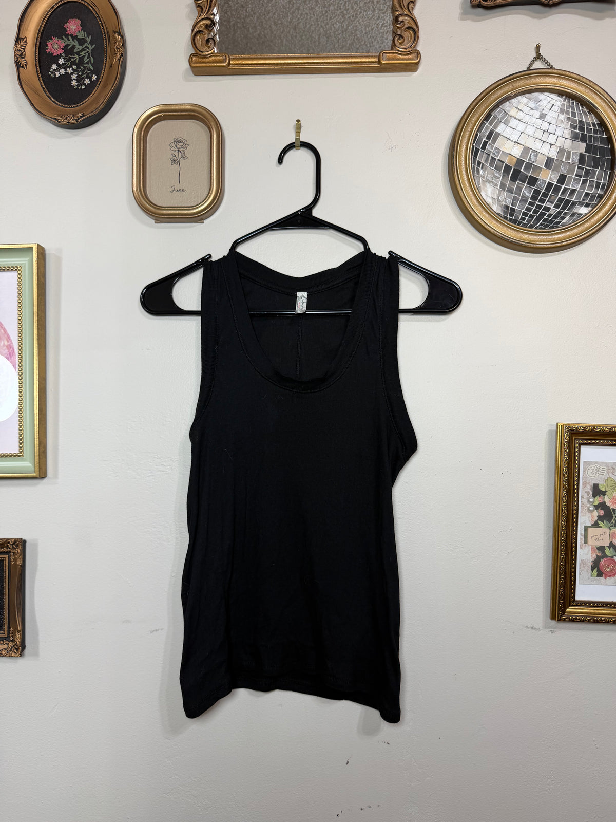 Medium Black Stretchy Tank Top